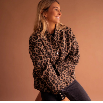 Nicole - Trendy Leopard Jacket