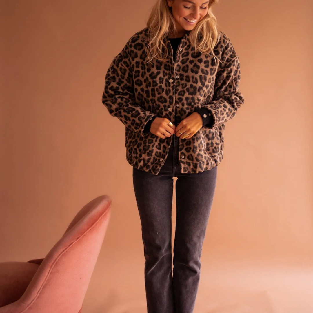 Nicole - Trendy Leopard Jacket