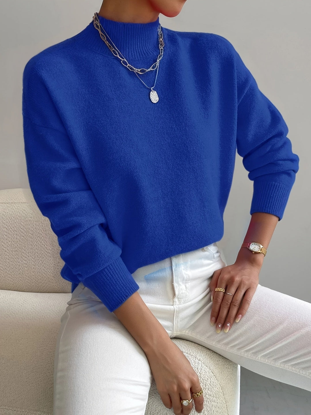 Yasmine - Elegant Turtleneck Sweater
