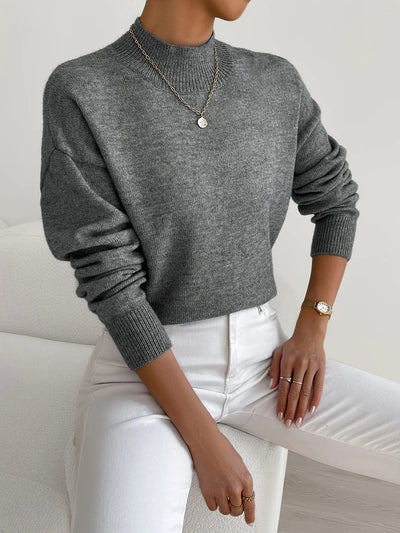 Yasmine - Elegant Turtleneck Sweater