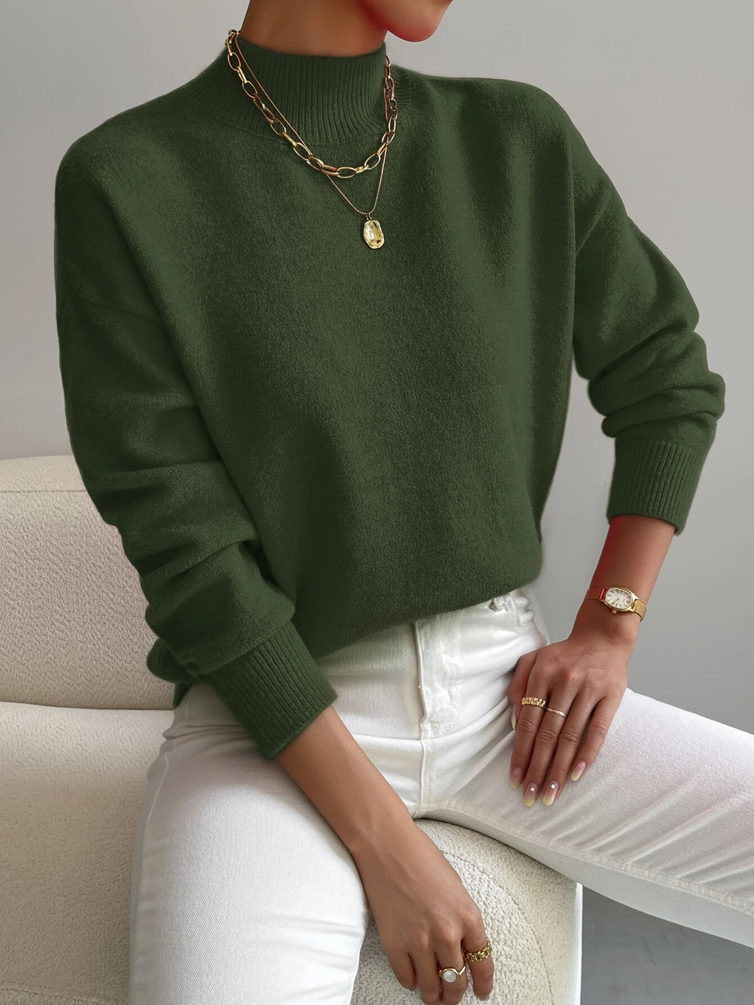 Yasmine - Elegant Turtleneck Sweater